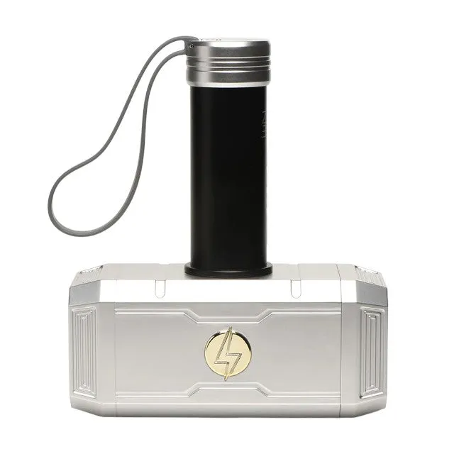Masturbator XR BRANDS Thunder Stroker. în formă de ciocanul lui Thor. cu 5 funcții de aspirare. 7 funcții de vibrație. 3 viteze. 23 cm